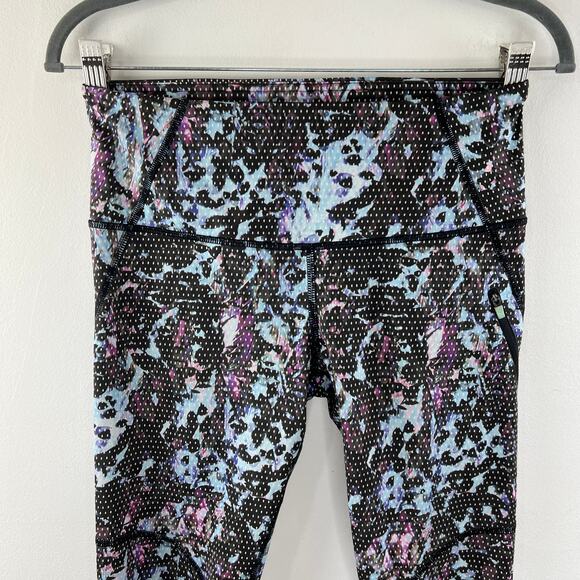 Lululemon Run All Sport Crop Legging Floral Sport Tranquil Blue Multi Mid-Rise 6 - Picture 3 of 7